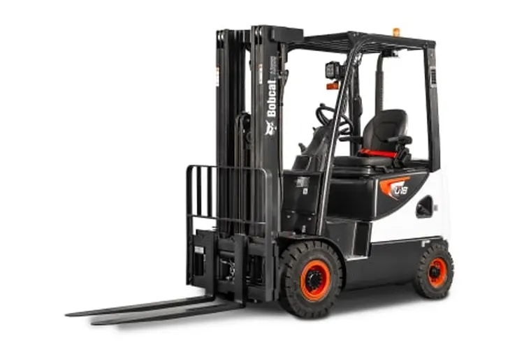 Bobcat 1.5–2 tonne diesel forklift — 5 Series